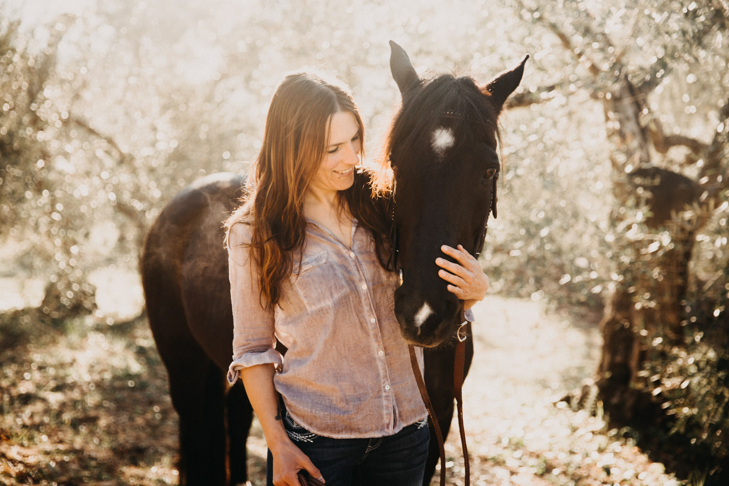 Pferdefotografin Pferdeshooting Pferdefotos Pferdefotografie Workshop Coaching Kurs Bildbearbeitung Photoshop Lightroom Schweiz Tabitha Roth Andalusien Fototour Spanien