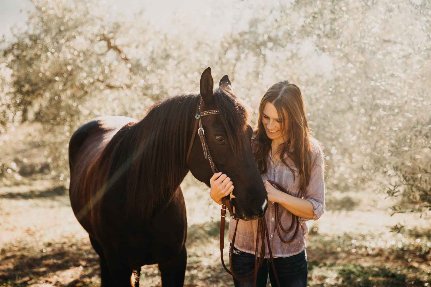 Pferdefotografin Pferdeshooting Pferdefotos Pferdefotografie Workshop Coaching Kurs Bildbearbeitung Photoshop Lightroom Schweiz Tabitha Roth Andalusien Fototour Spanien